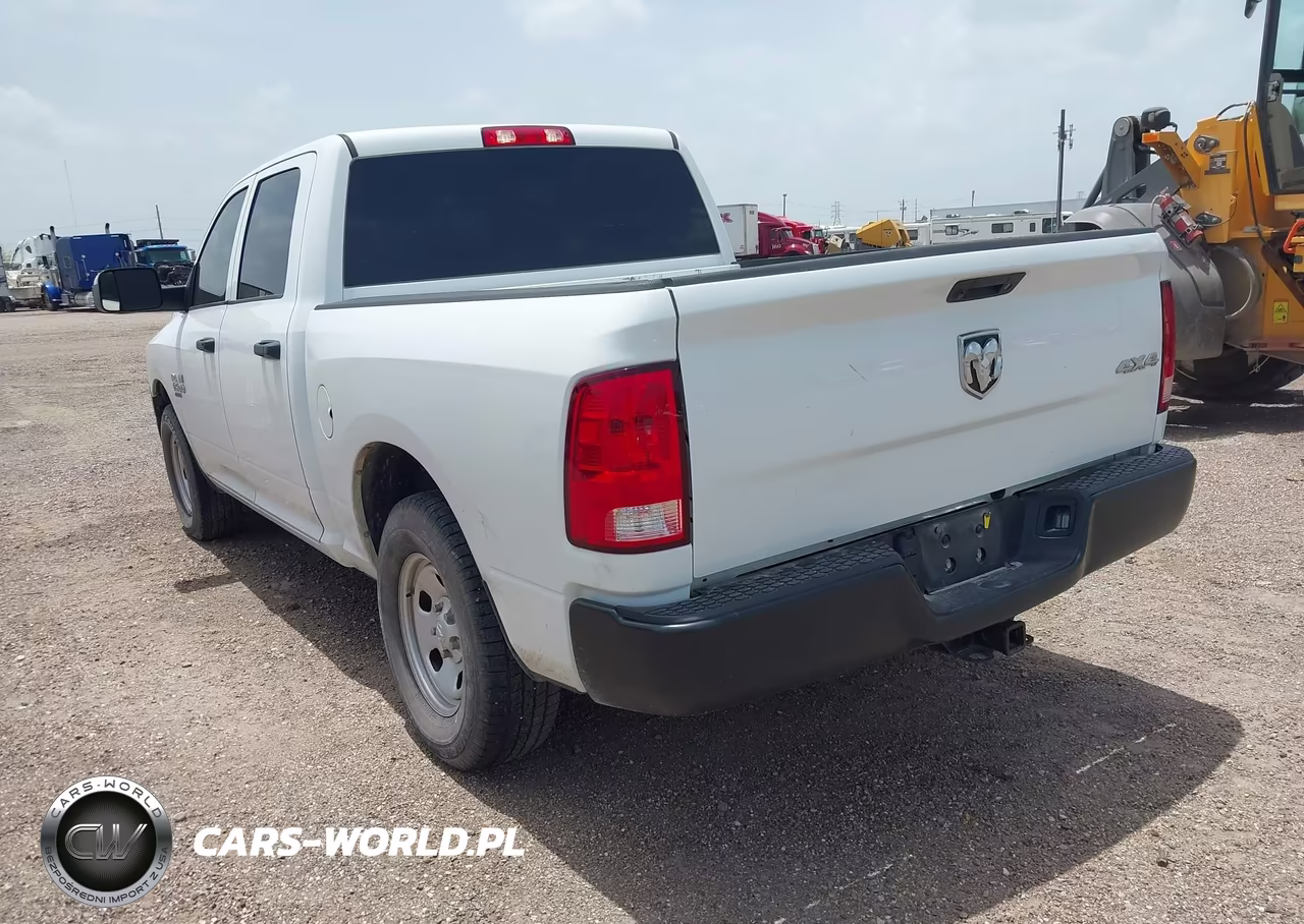 2023 Ram 1500 Classic Tradesman 4X4 5'7 Box VIN:3C6RR7KG2PG675250 - 3
