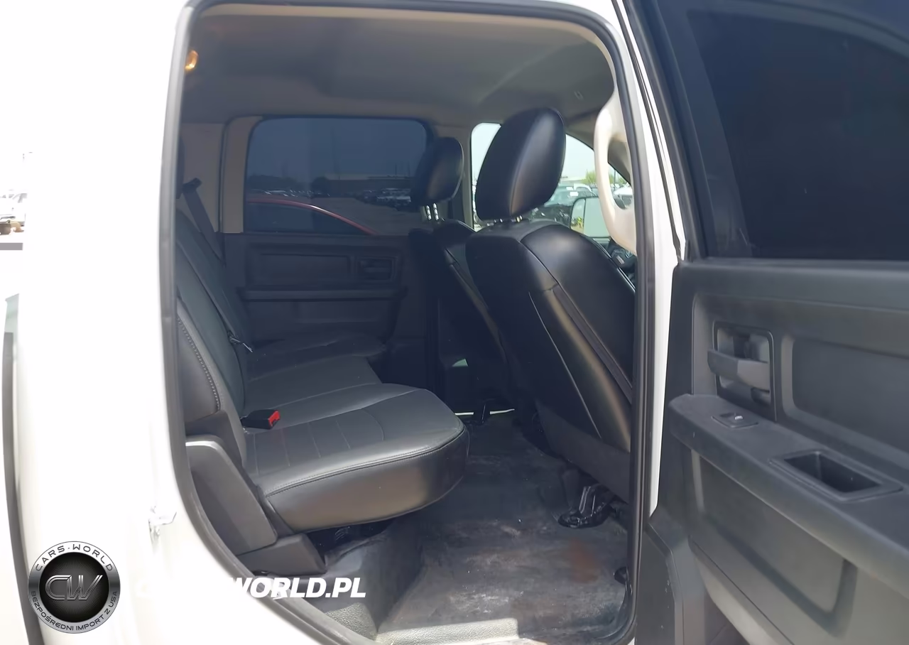 2023 Ram 1500 Classic Tradesman 4X4 5'7 Box VIN:3C6RR7KG2PG675250 - 7
