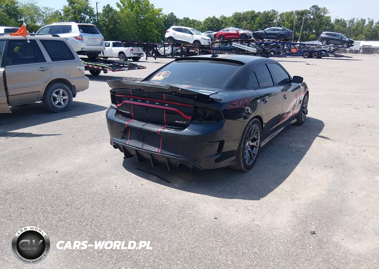 2016 Dodge Charger Srt 392 VIN:2C3CDXEJXGH199225 - 4