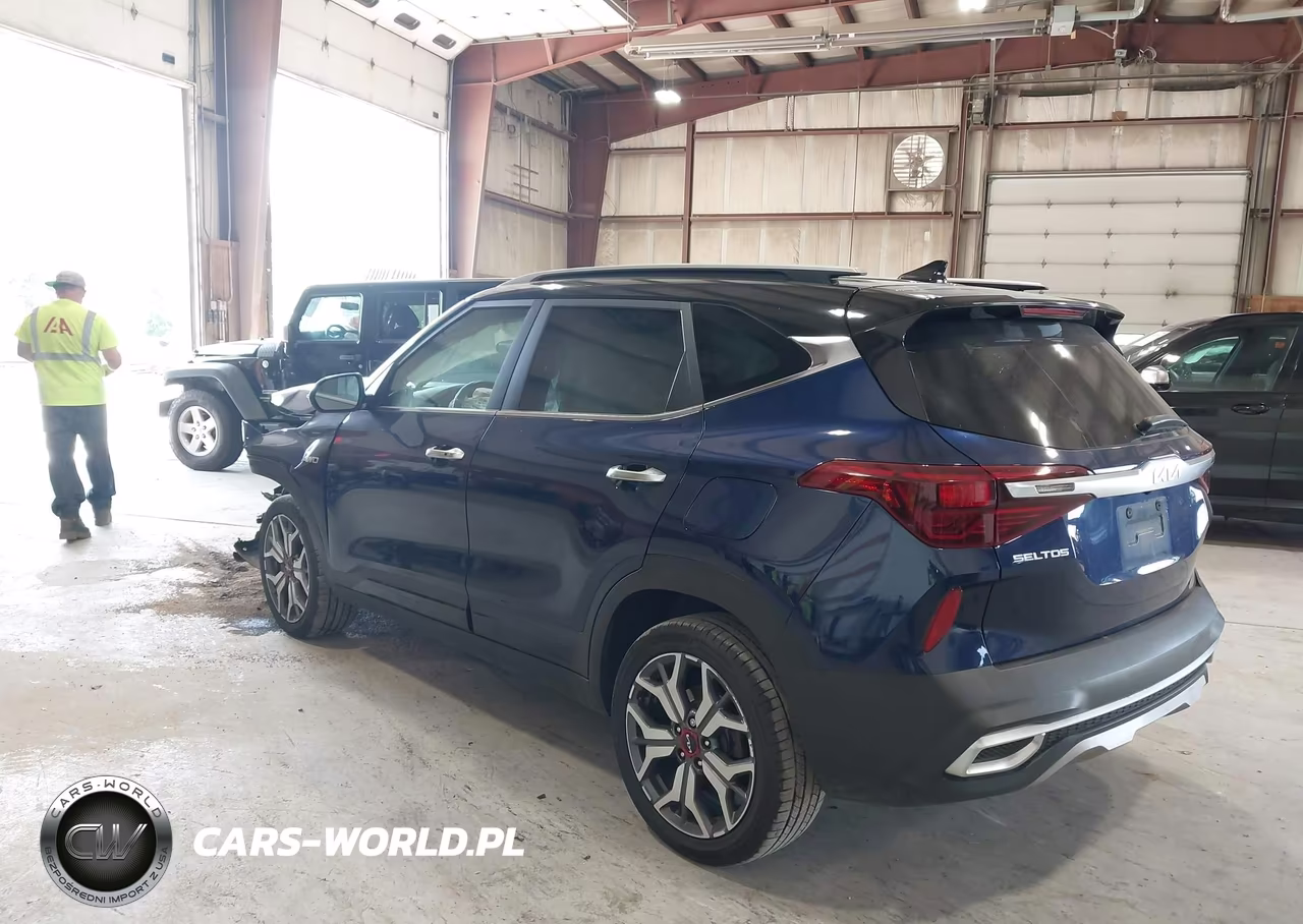 2023 Kia Seltos Sx Turbo VIN:KNDETCA23P7354854 - 3