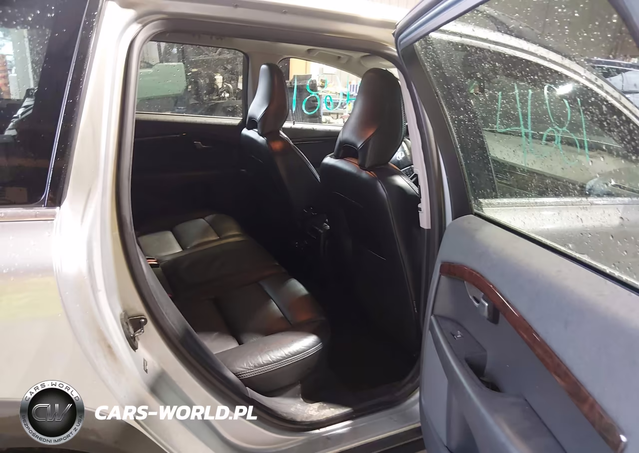 2010 Volvo Xc70 T6 VIN:YV4992BZ1A1084519 - 8