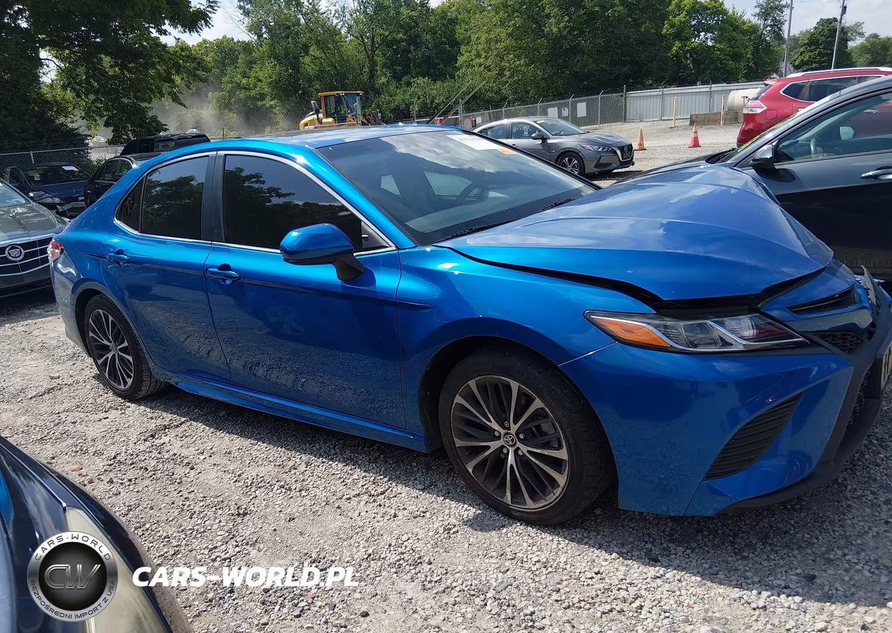 2018 Toyota Camry Se VIN:4T1B11HK9JU150115 - 13