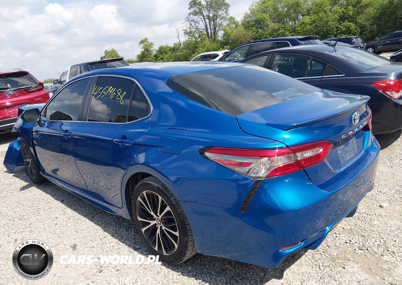 2018 Toyota Camry Se VIN:4T1B11HK9JU150115 - 14