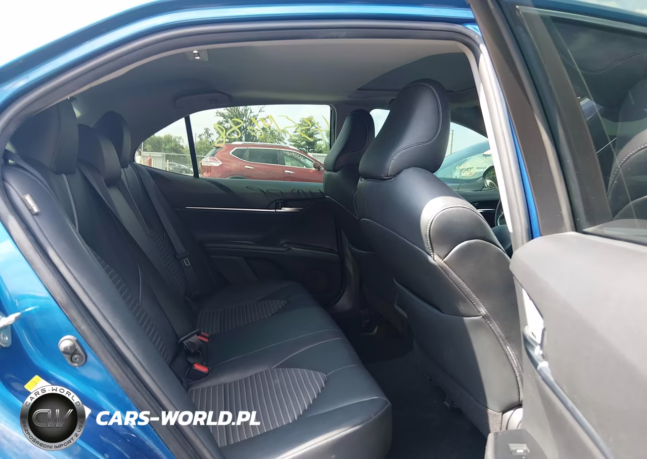 2018 Toyota Camry Se VIN:4T1B11HK9JU150115 - 8