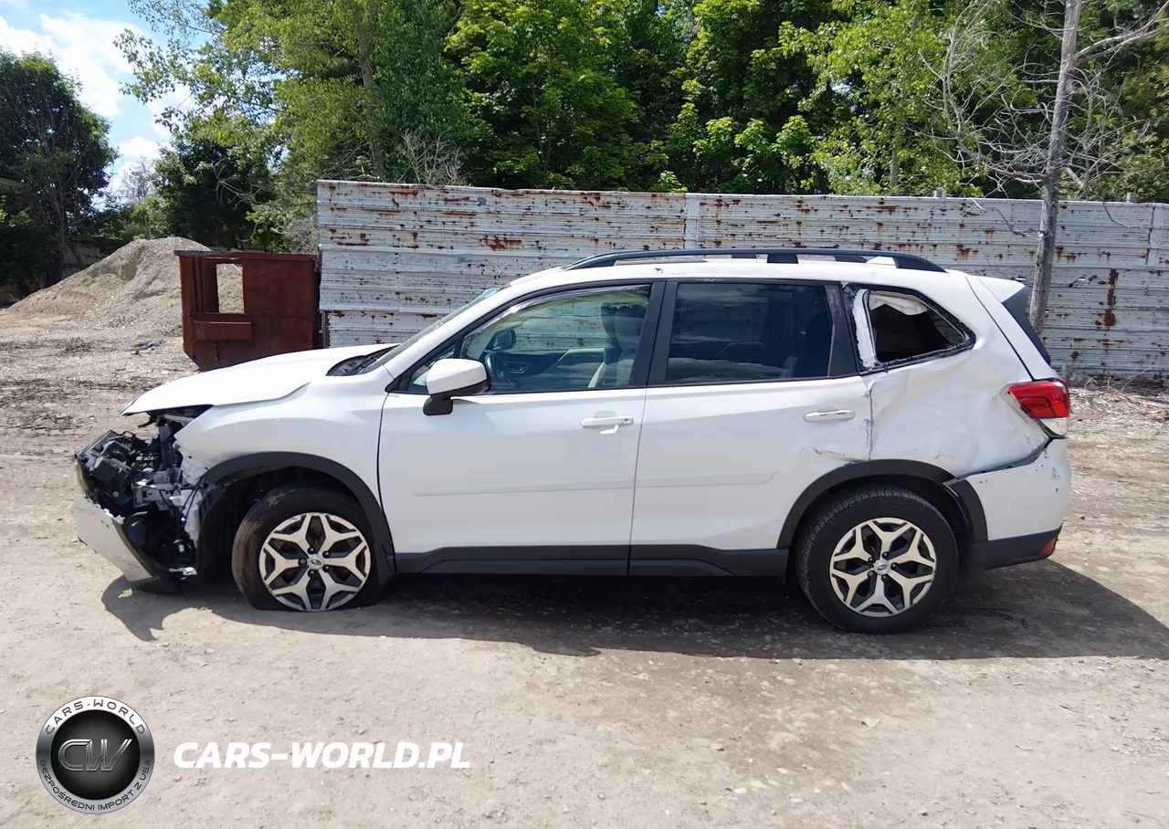2020 Subaru Forester Premium VIN:JF2SKAJC6LH462071 - 14
