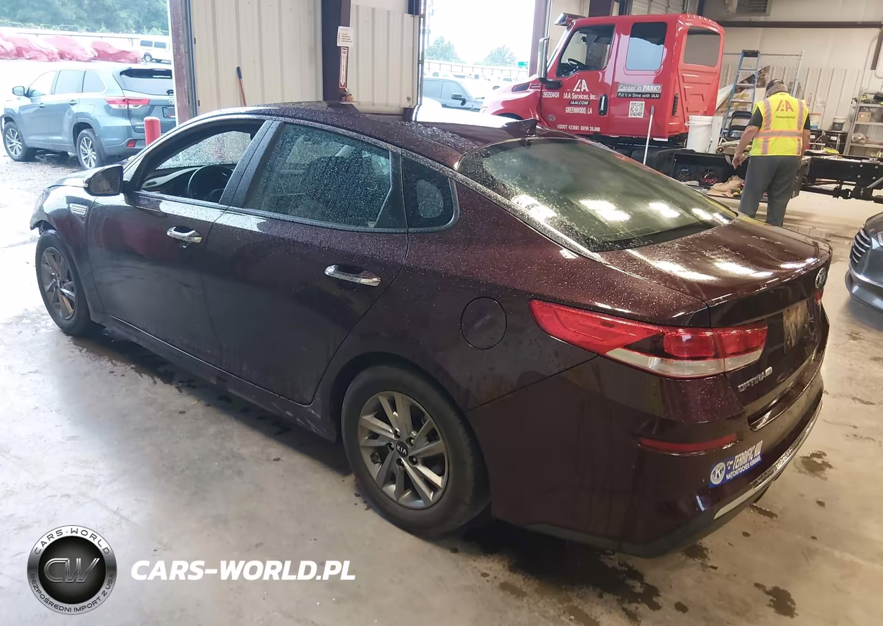2019 Kia Optima Lx VIN:5XXGT4L35KG362149 - 3