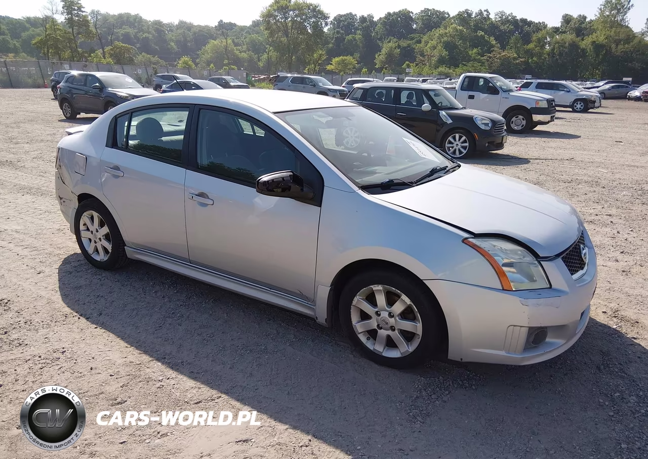 2012 Nissan Sentra 2.0 Sr – zdjęcie 1 z 14
