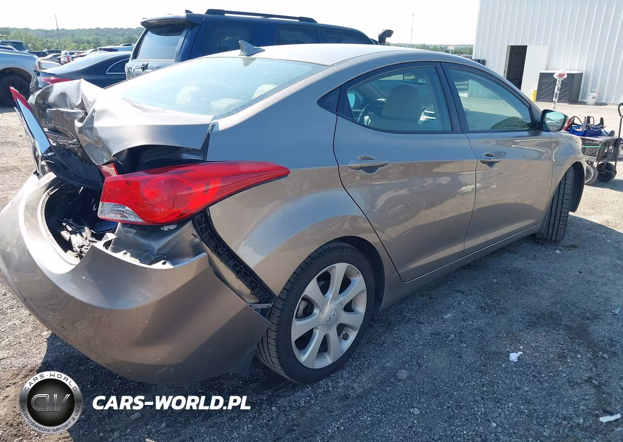 2013 Hyundai Elantra Limited VIN:5NPDH4AEXDH253962 - 4