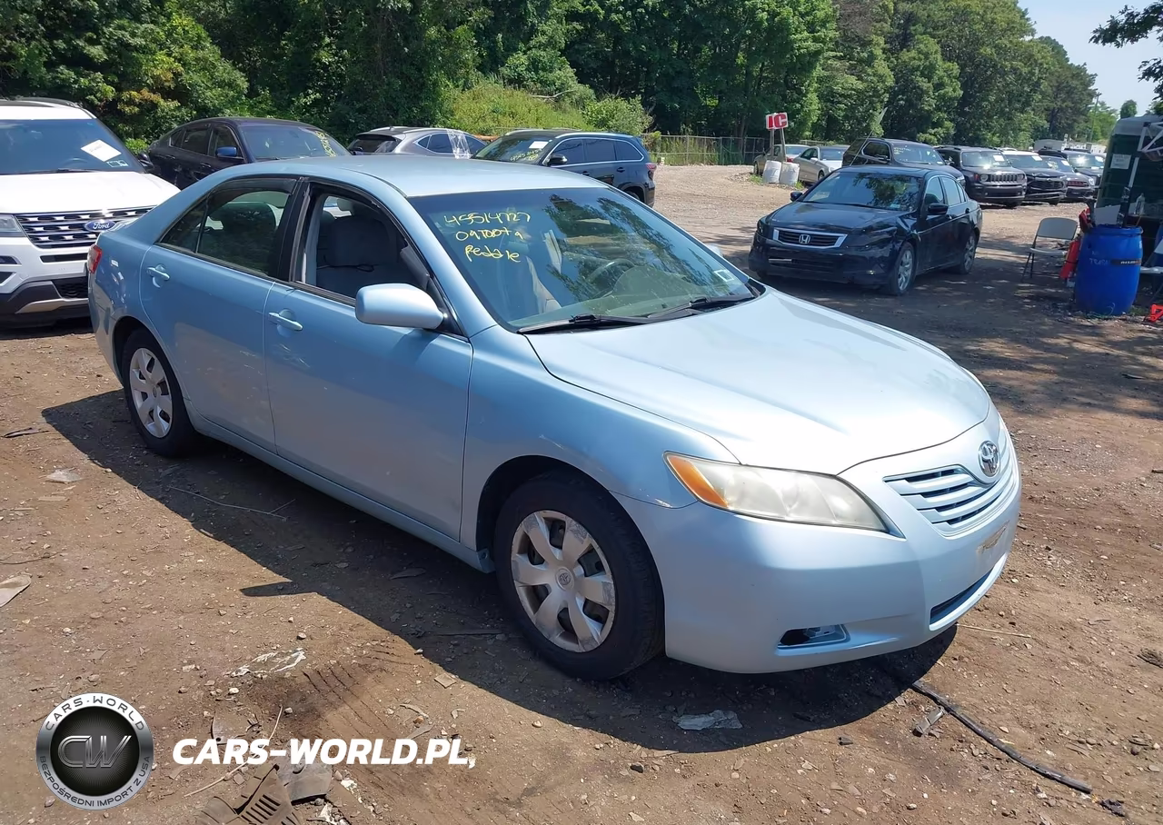 2009 Toyota Camry Le – zdjęcie 1 z 11