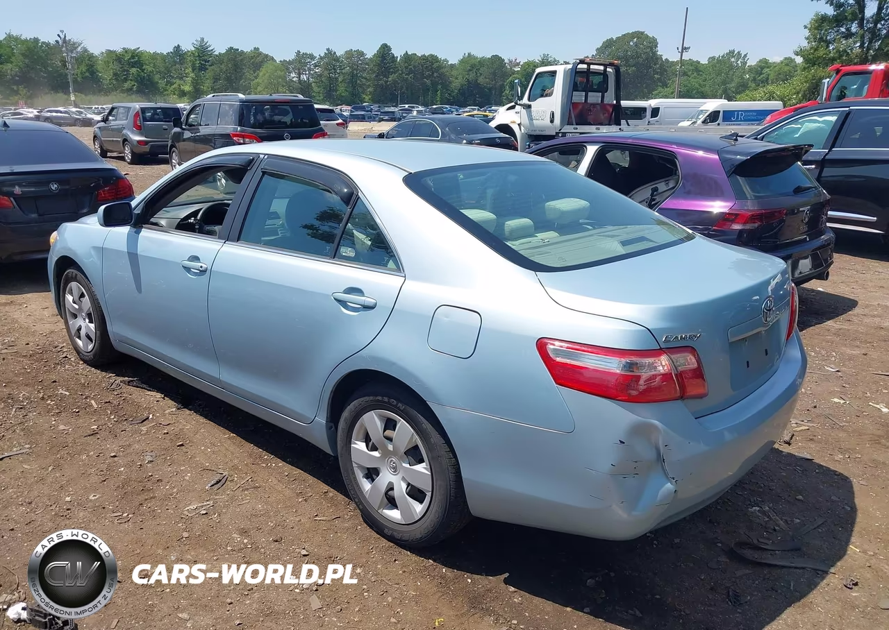 2009 Toyota Camry Le VIN:4T1BE46K19U892027 - 3