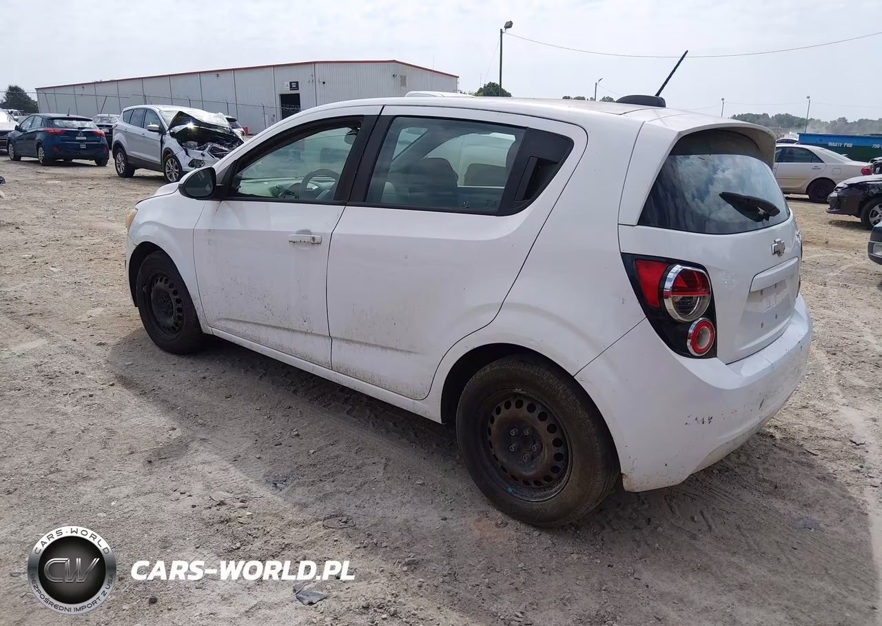 2015 Chevrolet Sonic Ls Auto VIN:1G1JA6SH5F4130292 - 3