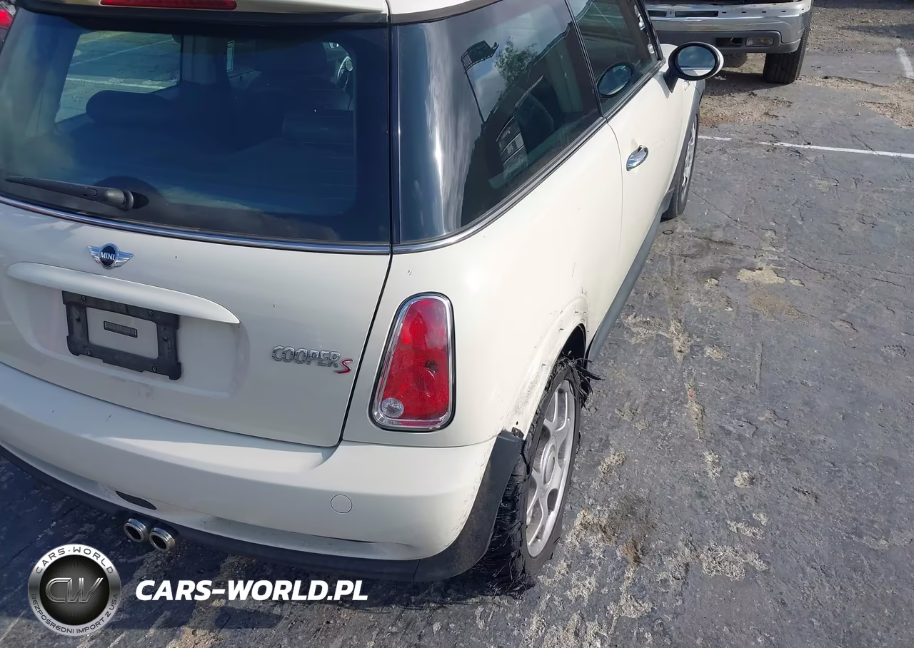 2006 Mini Cooper S VIN:WMWRE33526TJ35762 - 12