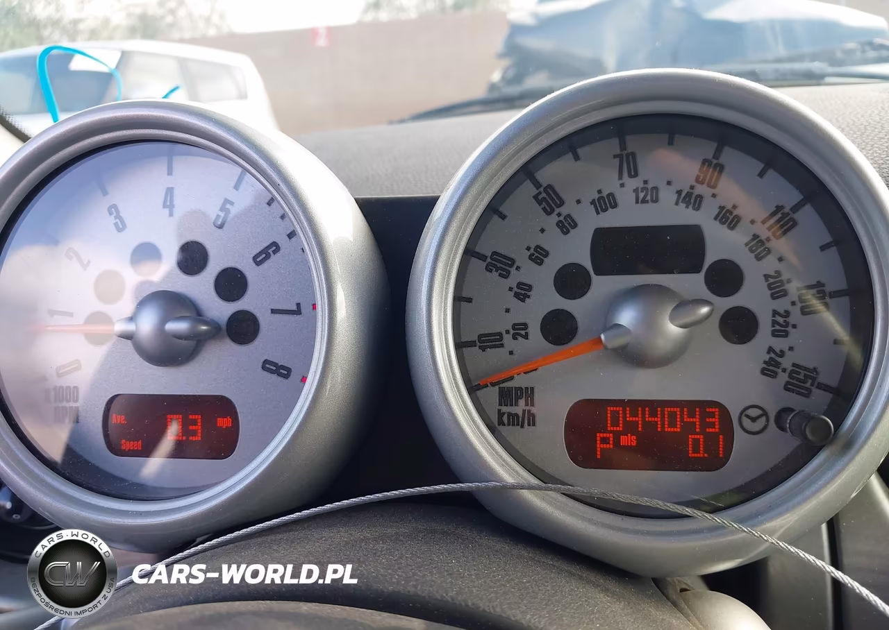 2006 Mini Cooper S VIN:WMWRE33526TJ35762 - 7