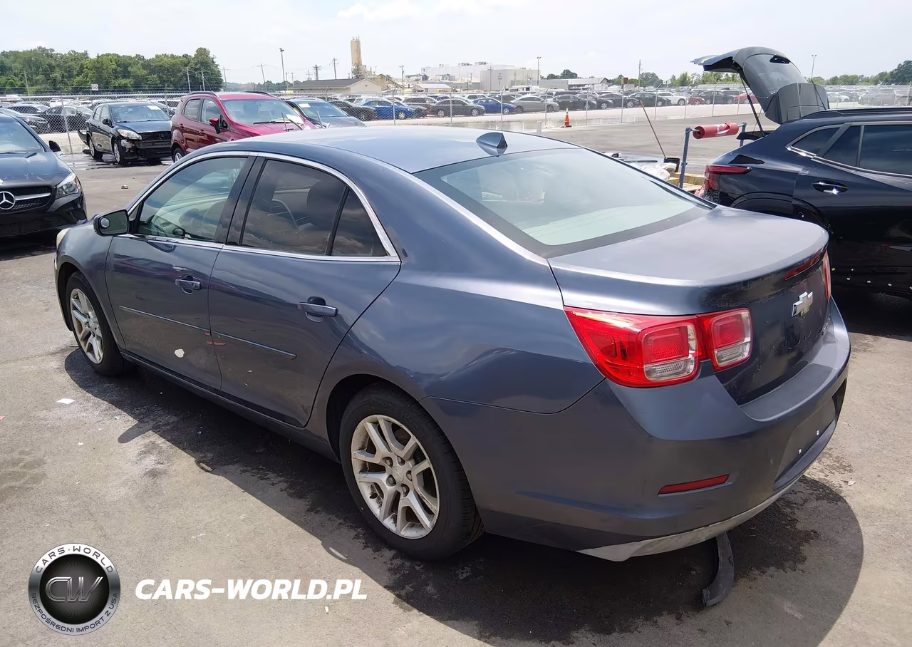 2014 Chevrolet Malibu 1Lt VIN:1G11C5SL3EF186713 - 3