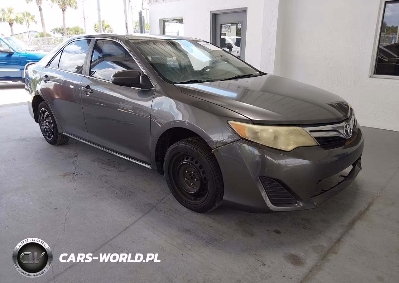 2014 Toyota Camry Le