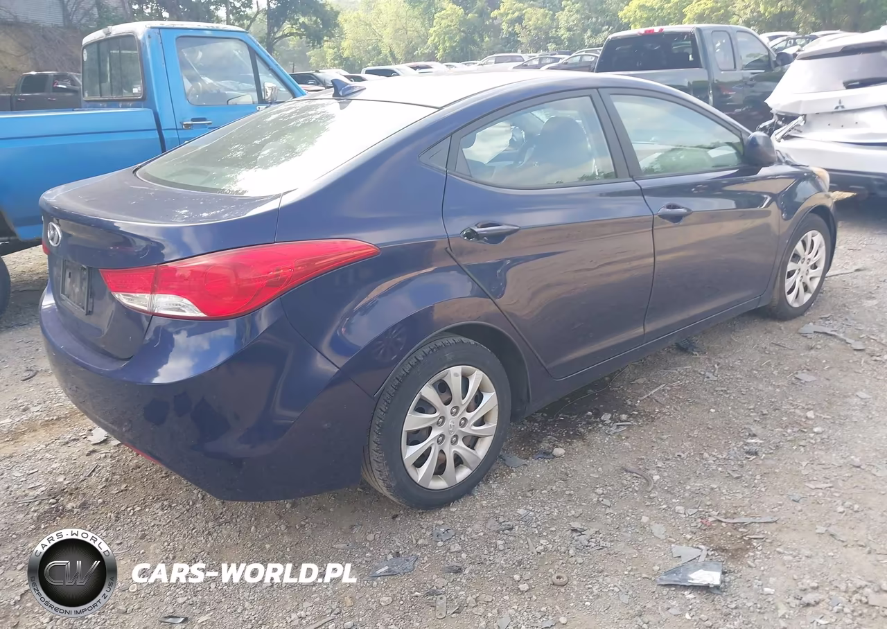 2012 Hyundai Elantra Gls VIN:5NPDH4AE2CH138898 - 4