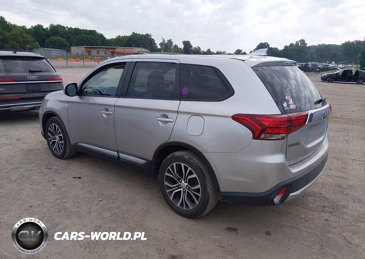 2018 Mitsubishi Outlander Se VIN:JA4AZ3A32JJ003606 - 3