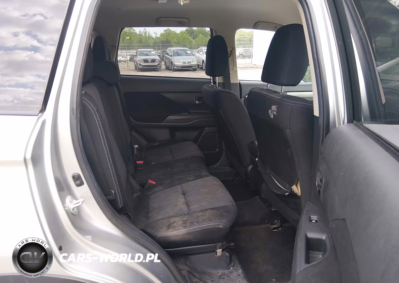 2018 Mitsubishi Outlander Se VIN:JA4AZ3A32JJ003606 - 8