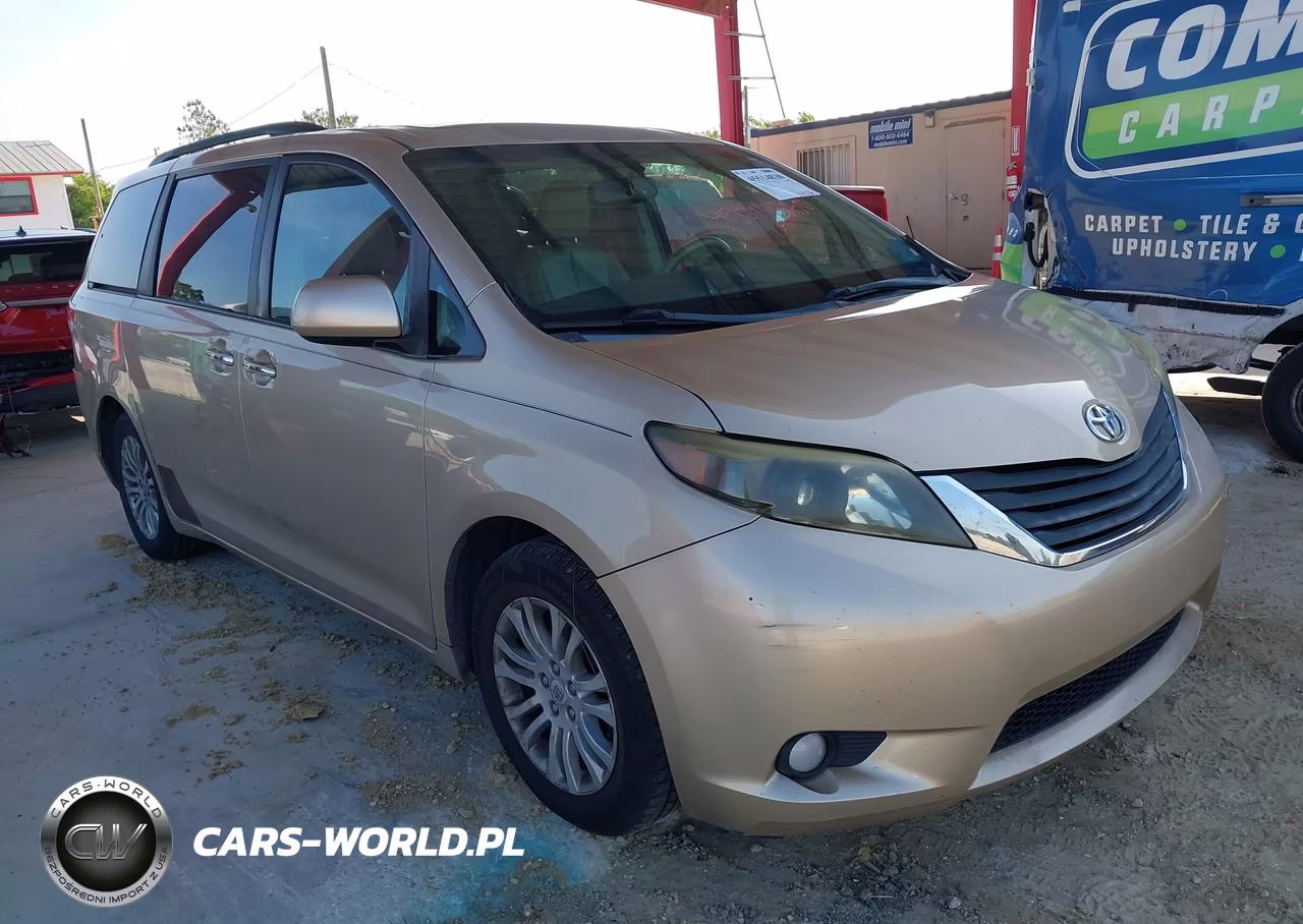 2011 Toyota Sienna Xle V6 – zdjęcie 1 z 16