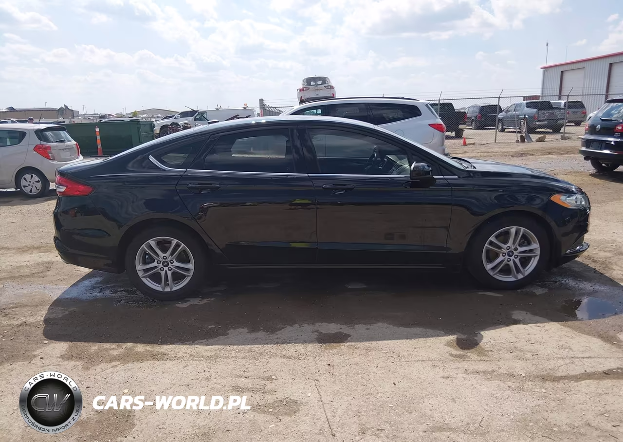 2018 Ford Fusion Se VIN:3FA6P0H75JR175858 - 13