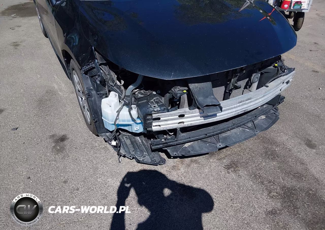 2020 Toyota Corolla Le VIN:JTDEPRAE5LJ094214 - 17