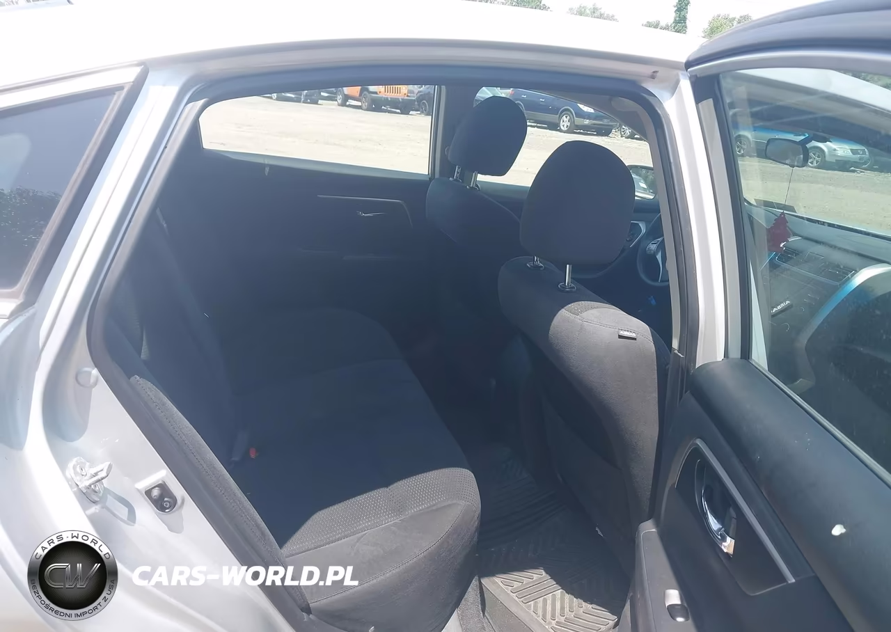 2015 Nissan Altima 2.5 S VIN:1N4AL3AP8FC110929 - 8