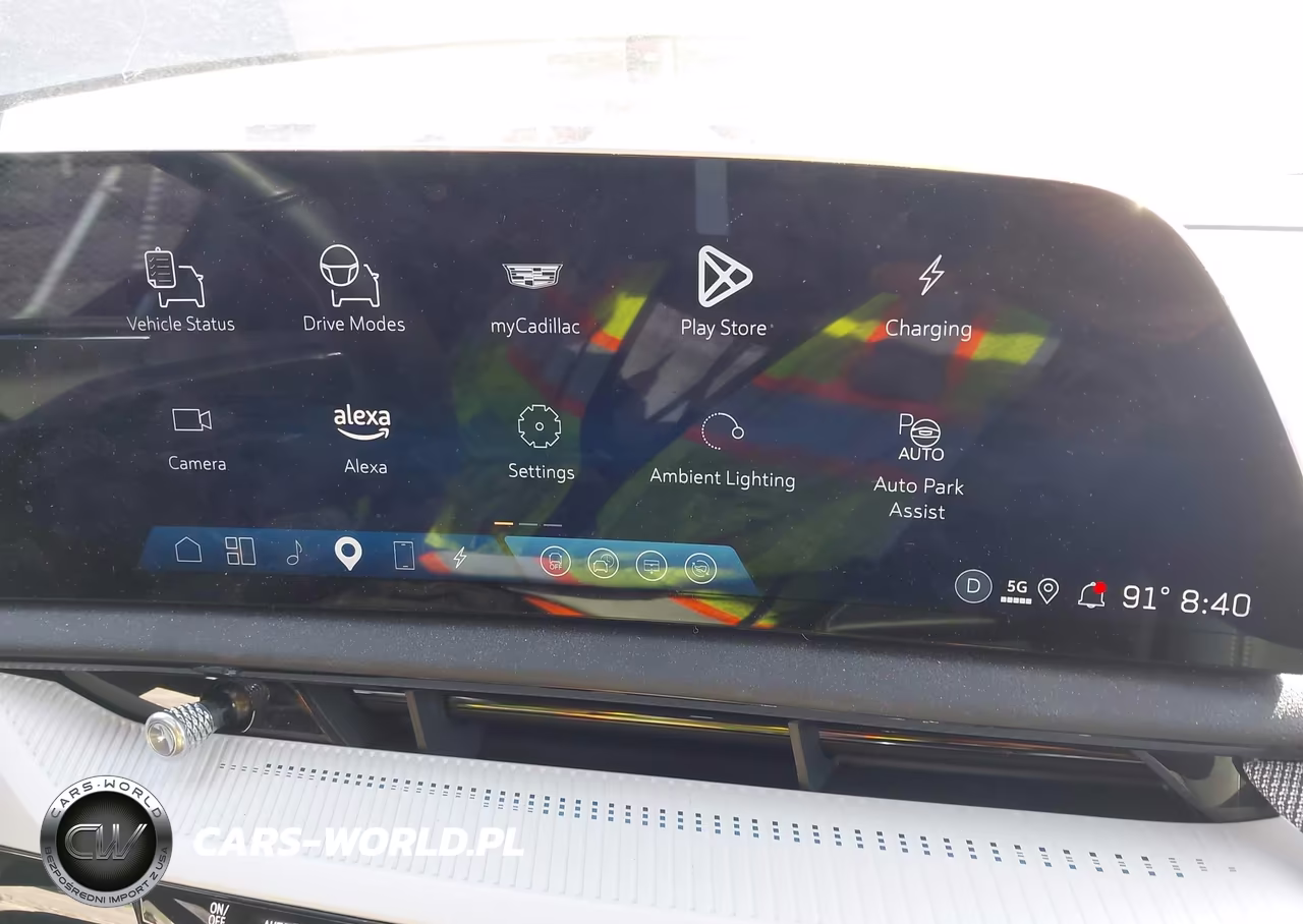 2025 Cadillac Optiq Sport 2 Awd VIN:3GYK3GMR6SS240015 - 18