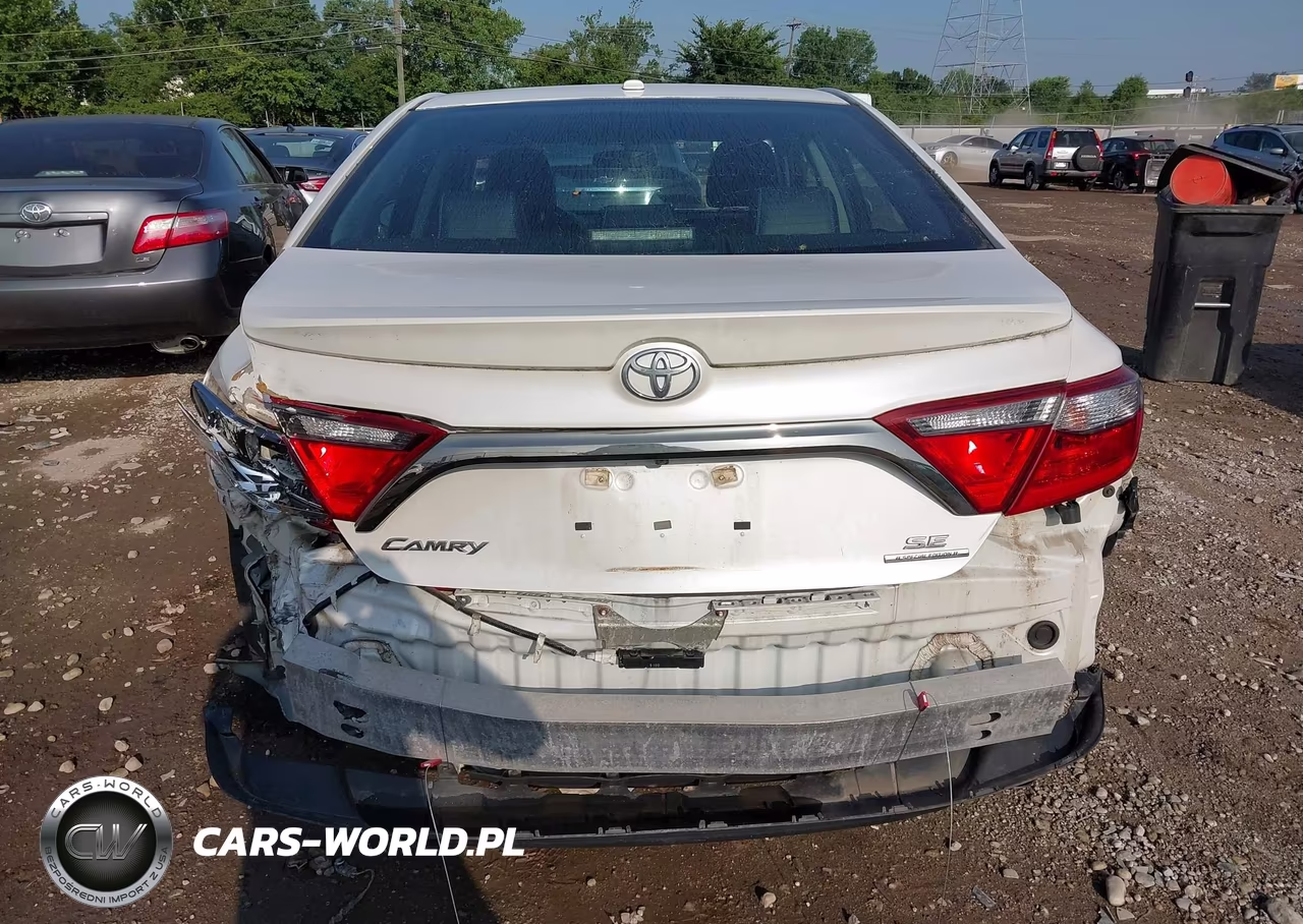 2016 Toyota Camry Se VIN:4T1BF1FKXGU140688 - 16