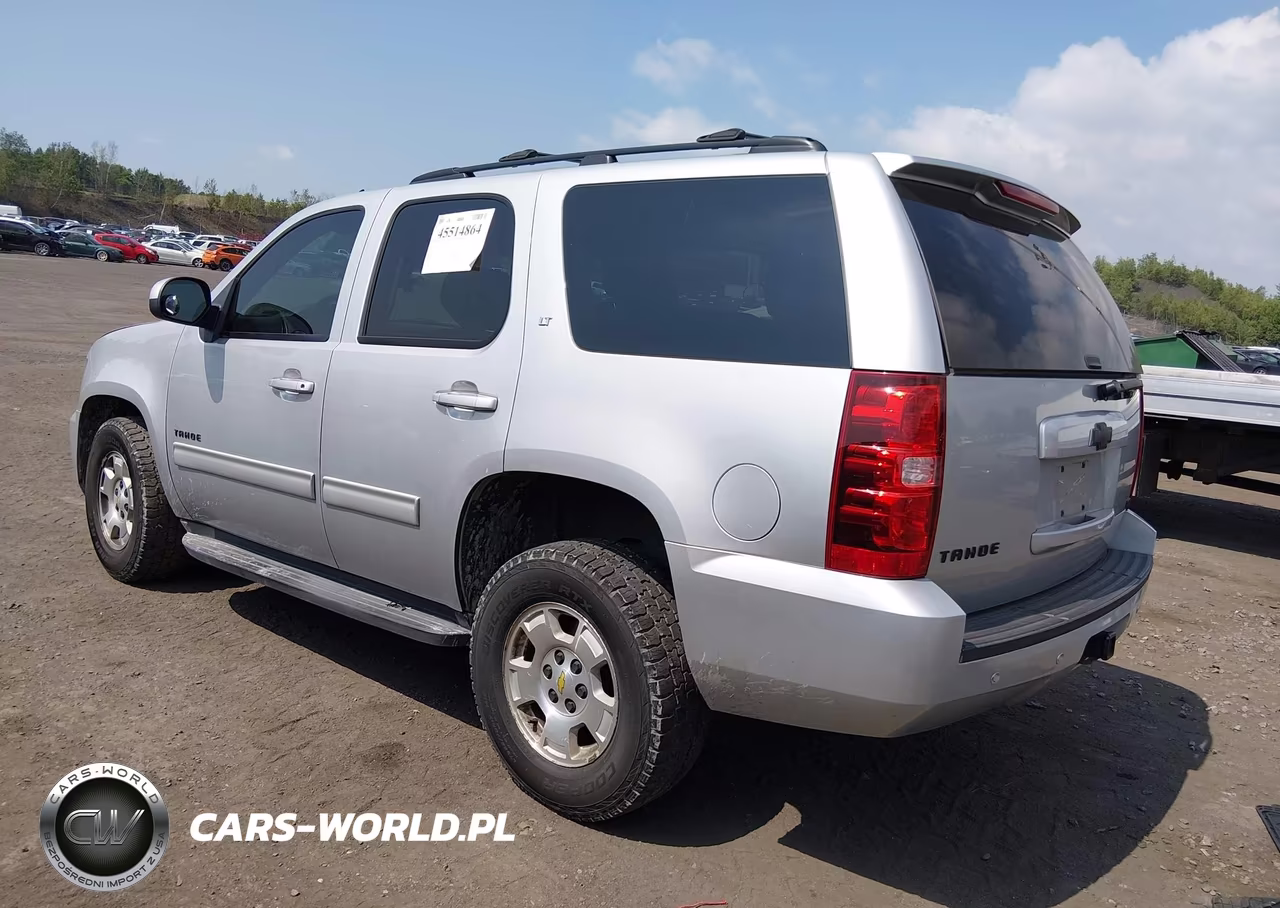2012 Chevrolet Tahoe Lt VIN:1GNSKBE05CR106166 - 3