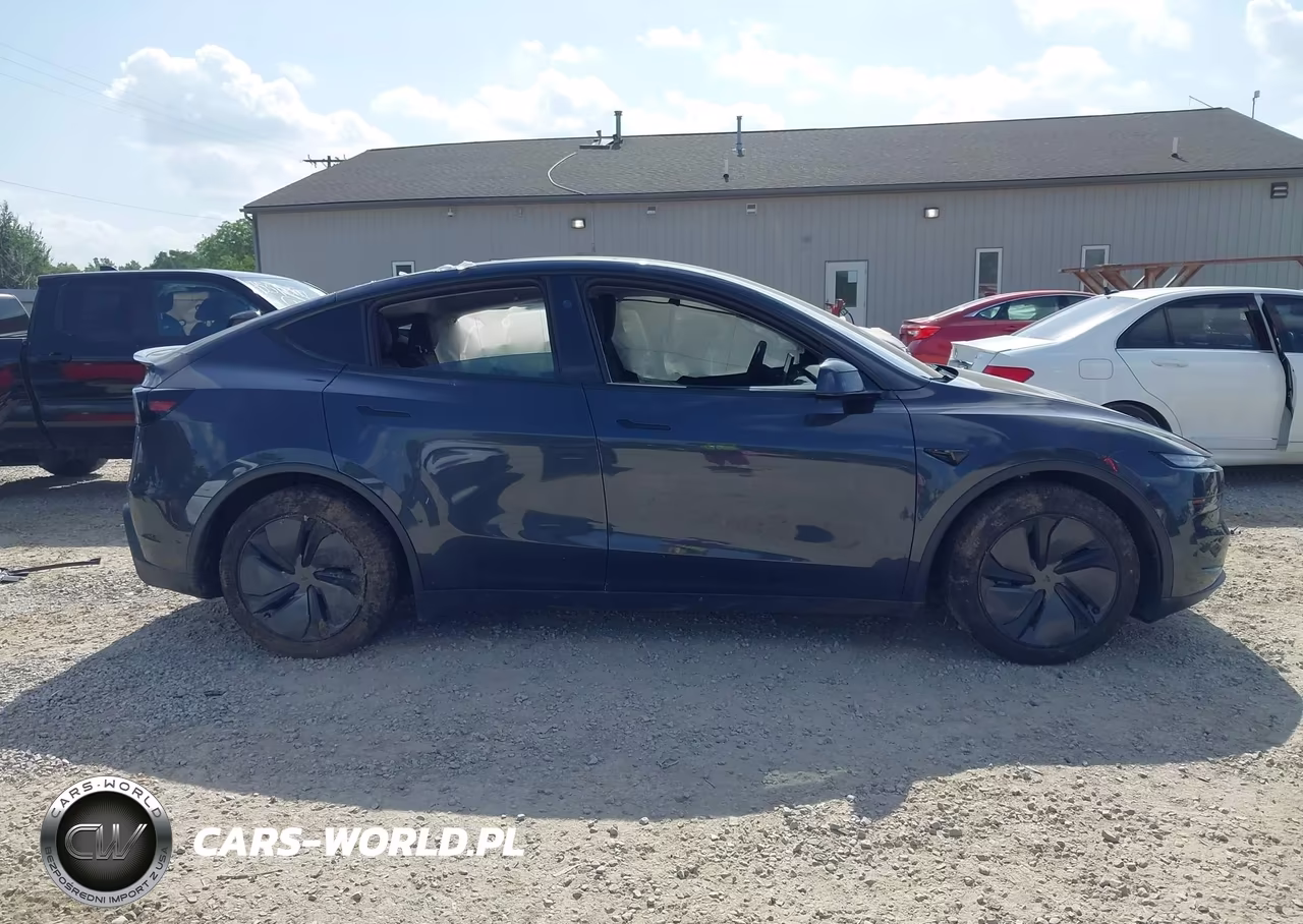 2026 Tesla Model Y All-Wheel Drive-Long Range Launch Series-Premium All-Wheel Drive VIN:7SAYGDEE6TF355113 - 12