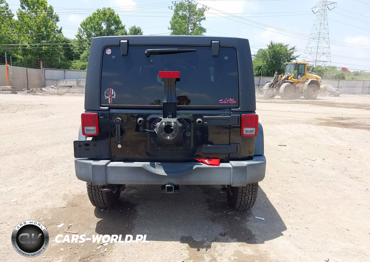 2017 Jeep Wrangler Unlimited Sport VIN:1C4BJWDG4HL745733 - 17