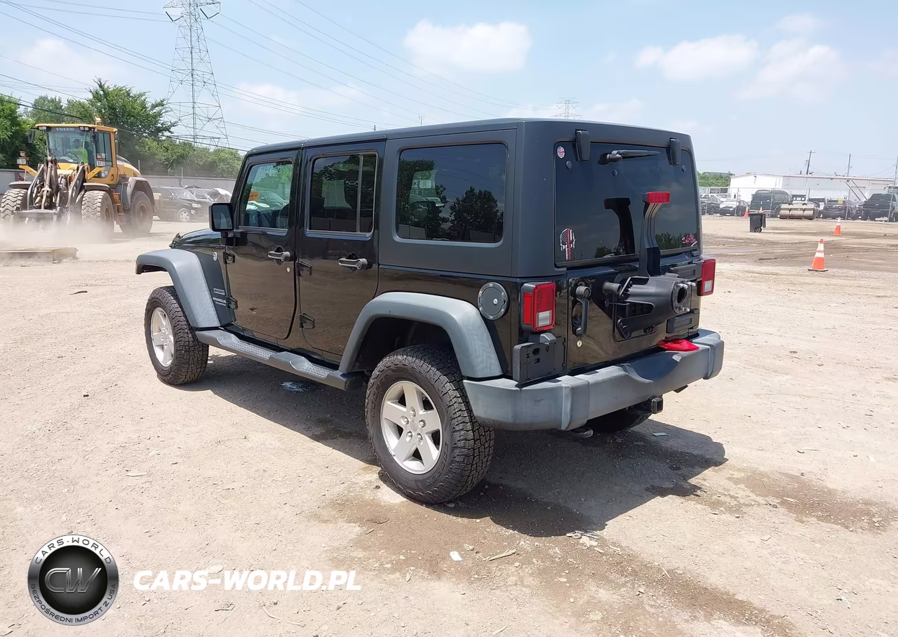 2017 Jeep Wrangler Unlimited Sport VIN:1C4BJWDG4HL745733 - 3