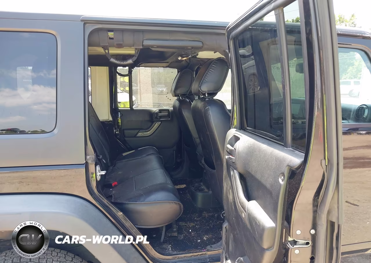 2017 Jeep Wrangler Unlimited Sport VIN:1C4BJWDG4HL745733 - 8