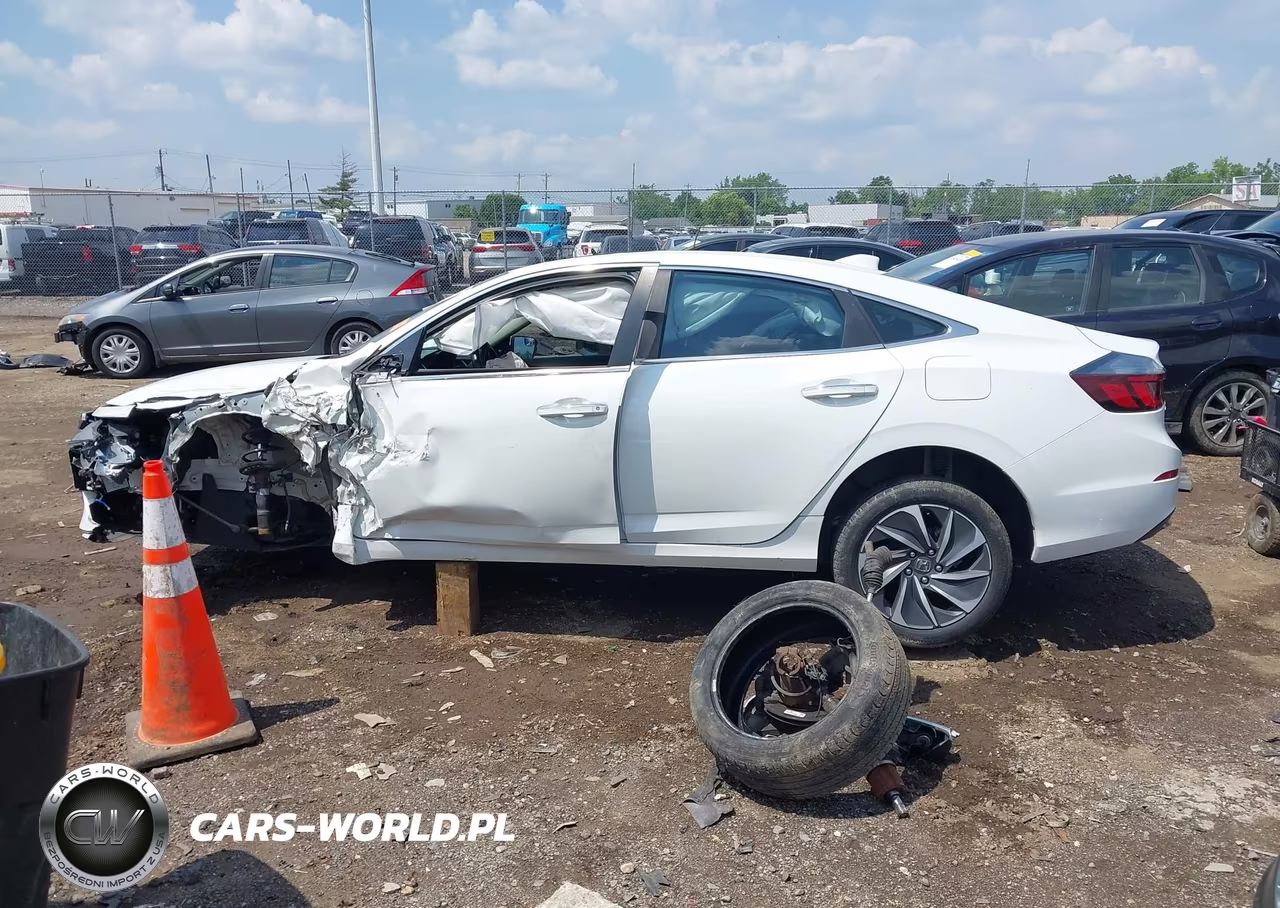 2020 Honda Insight Touring VIN:19XZE4F93LE012340 - 15
