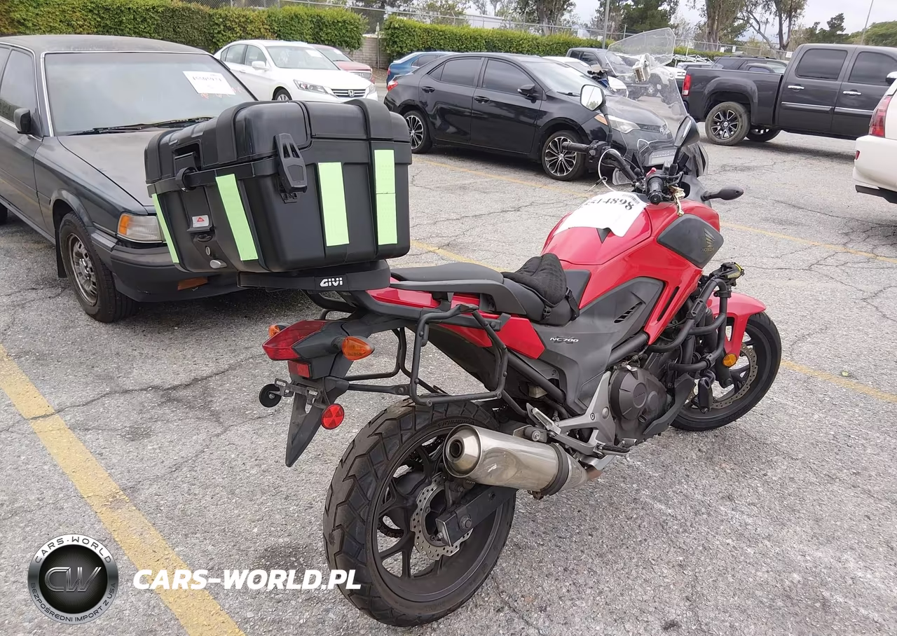2015 Honda Nc700X VIN:JH2RC6352FK300166 - 4
