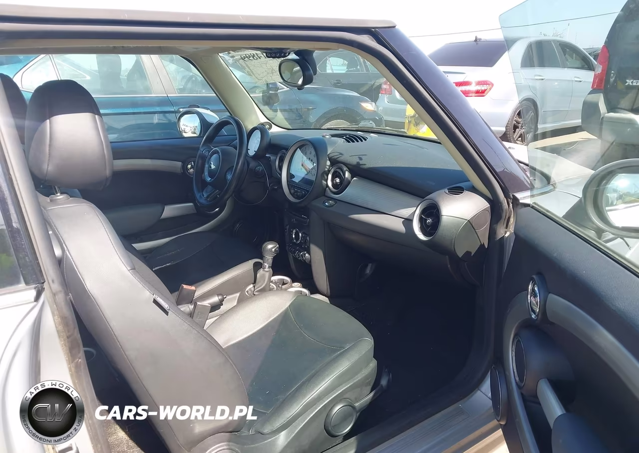 2011 Mini Cooper VIN:WMWSU3C52BT094774 - 5