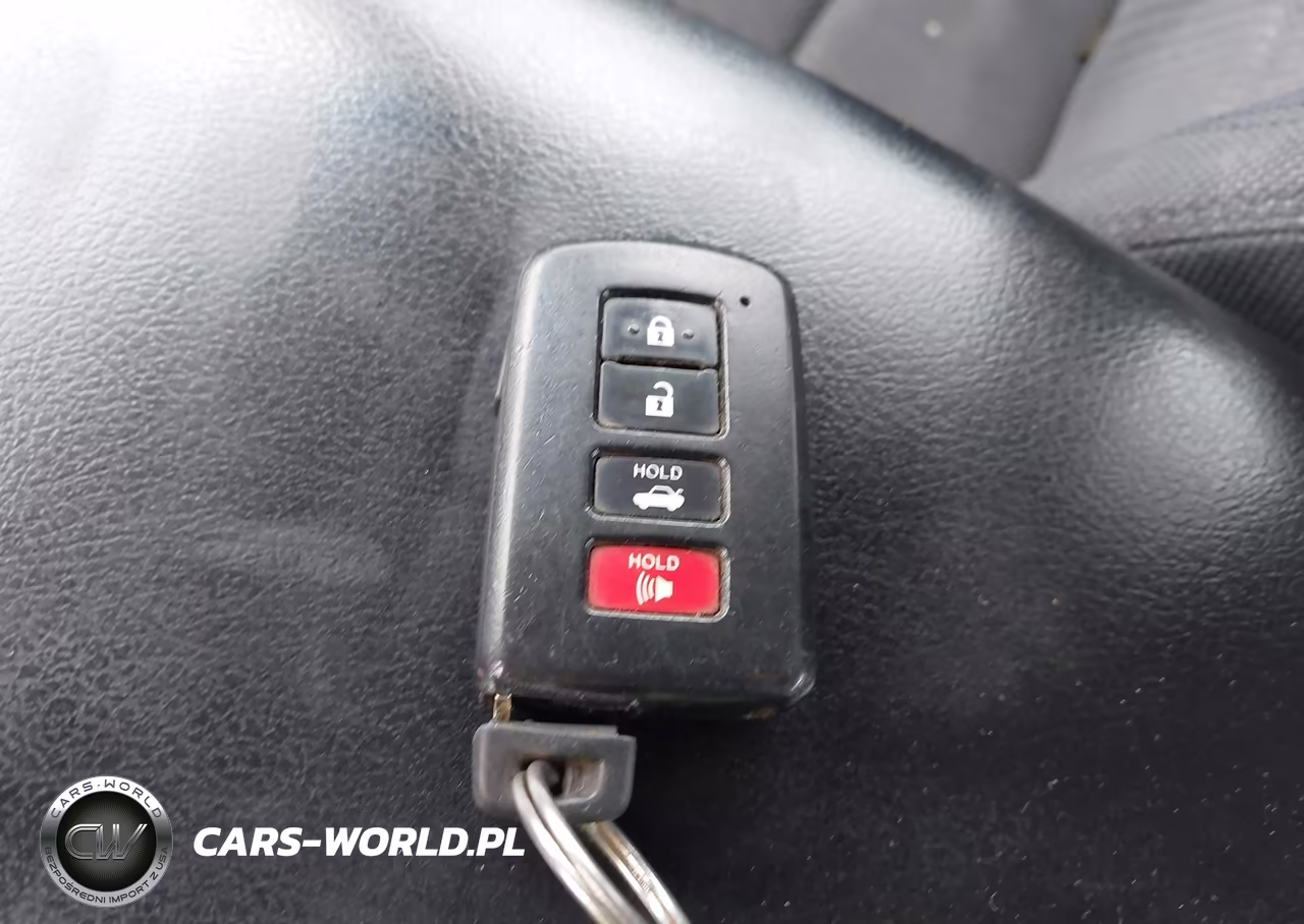 2015 Toyota Camry Hybrid Le VIN:4T1BD1FK4FU158818 - 11
