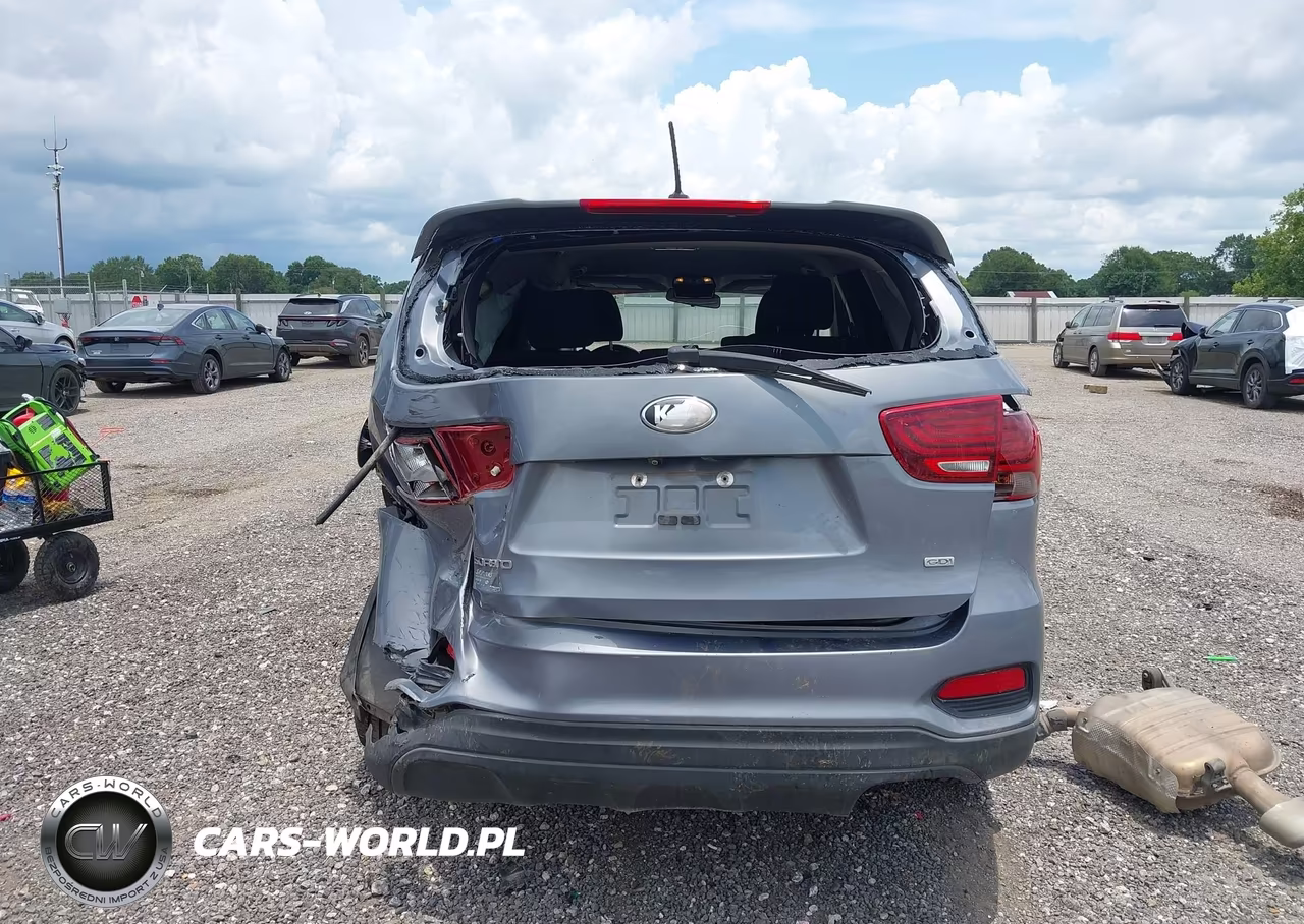 2019 Kia Sorento 2.4L L VIN:5XYPG4A37KG610906 - 17
