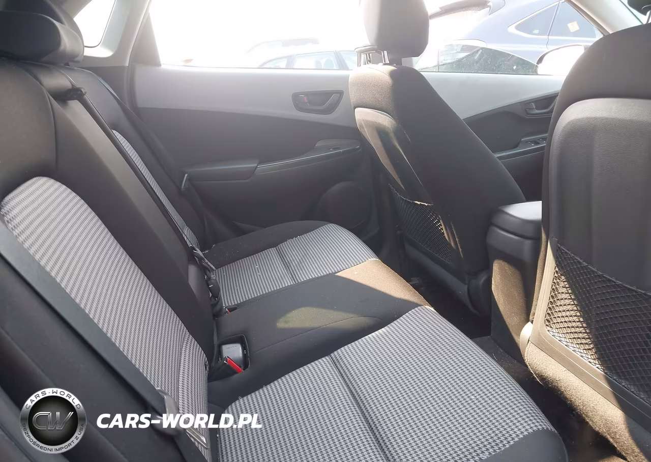2018 Hyundai Kona Se VIN:KM8K1CAA0JU086043 - 8