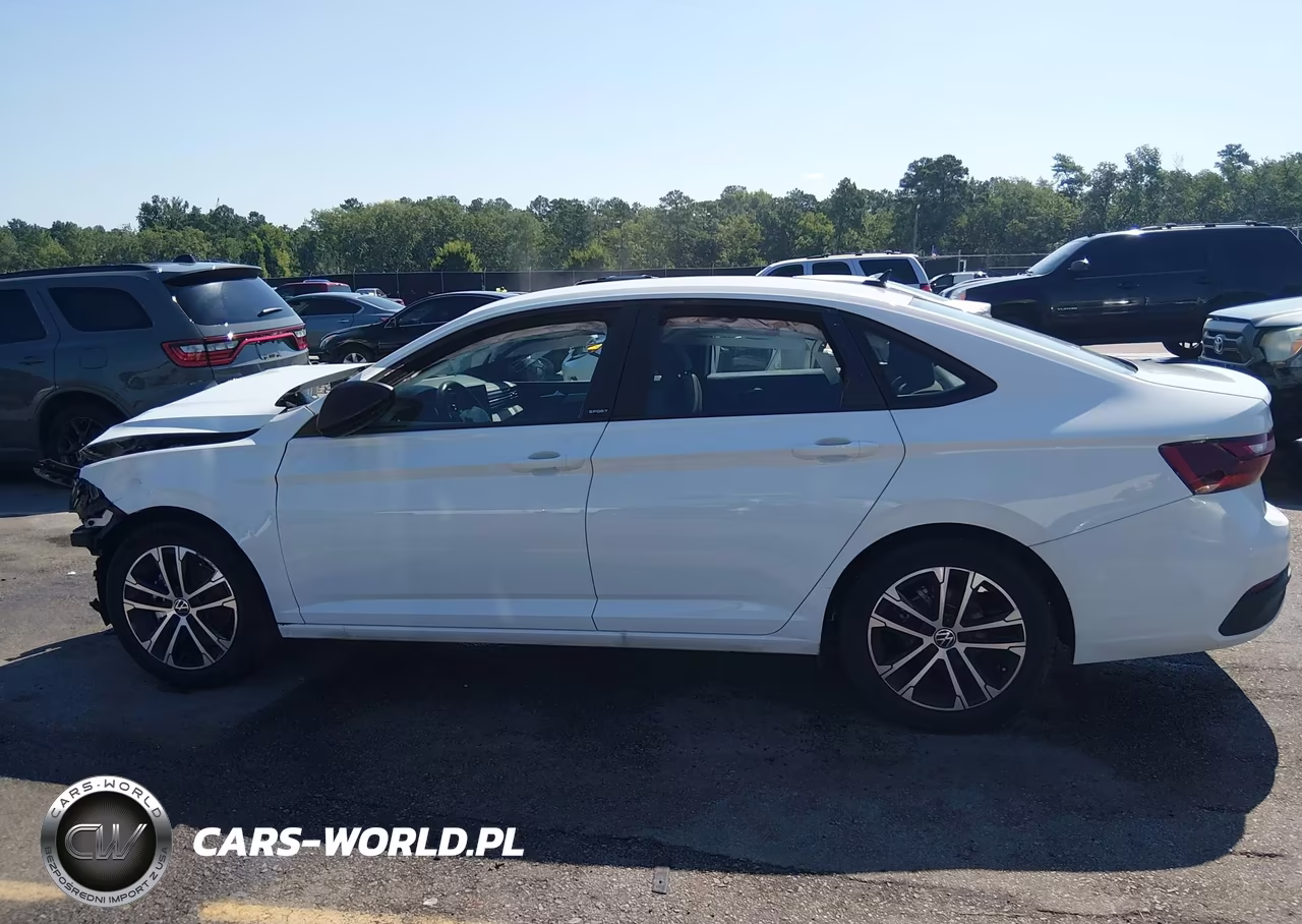 2025 Volkswagen Jetta 1.5T Sport VIN:3VWBX7BU9SM072292 - 14