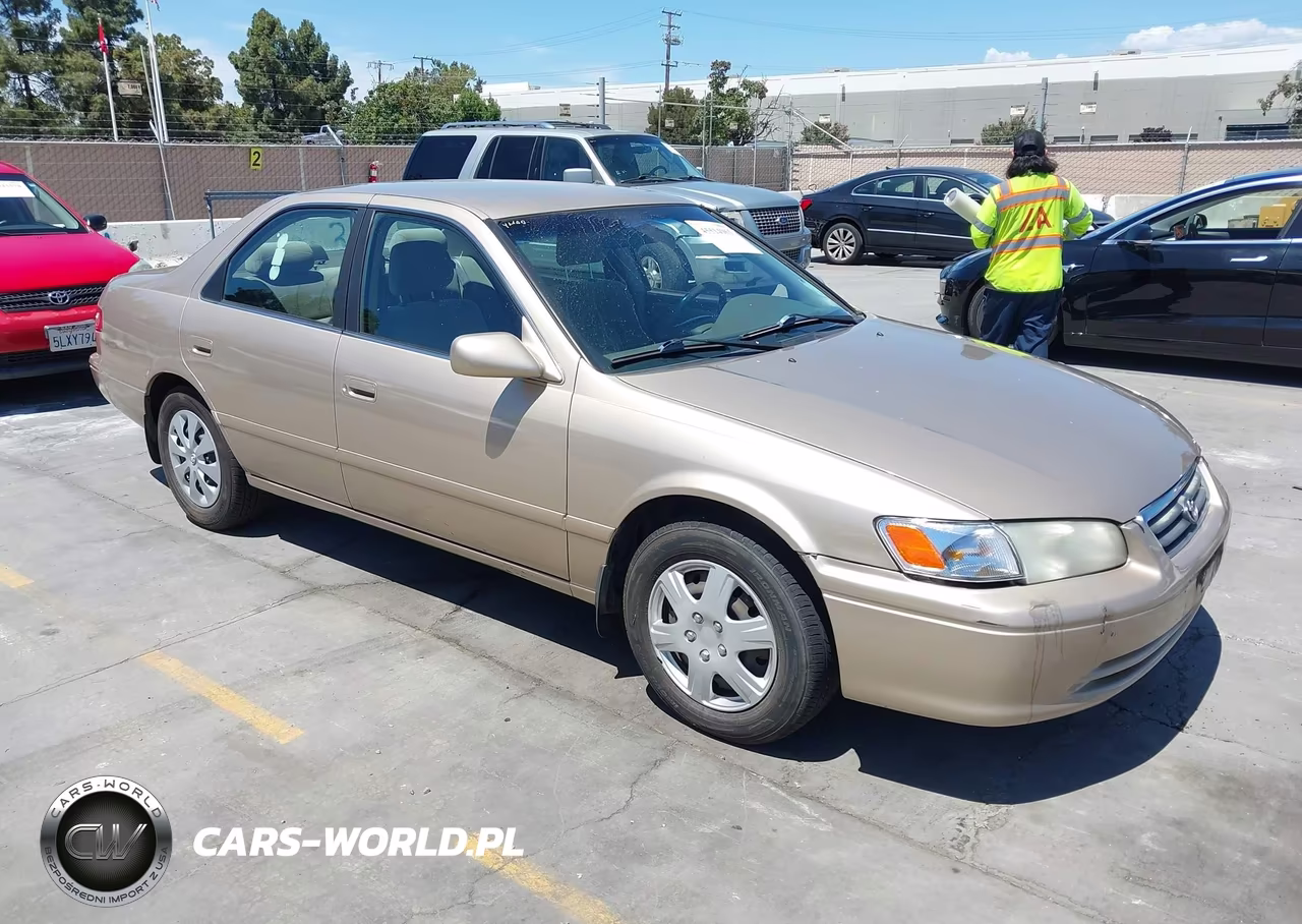 2000 Toyota Camry Le