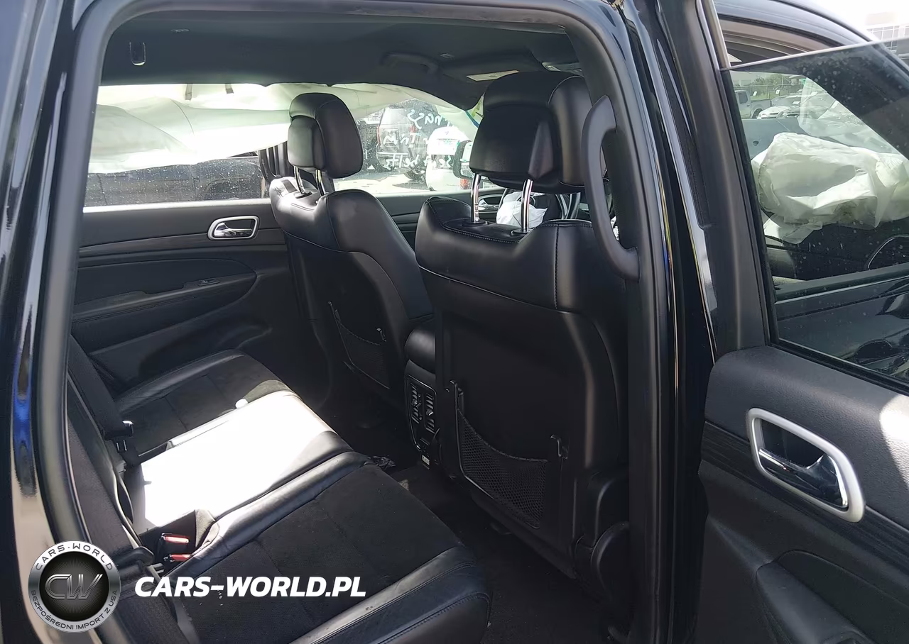 2021 Jeep Grand Cherokee Laredo X 4X4 VIN:1C4RJFAG5MC829489 - 8