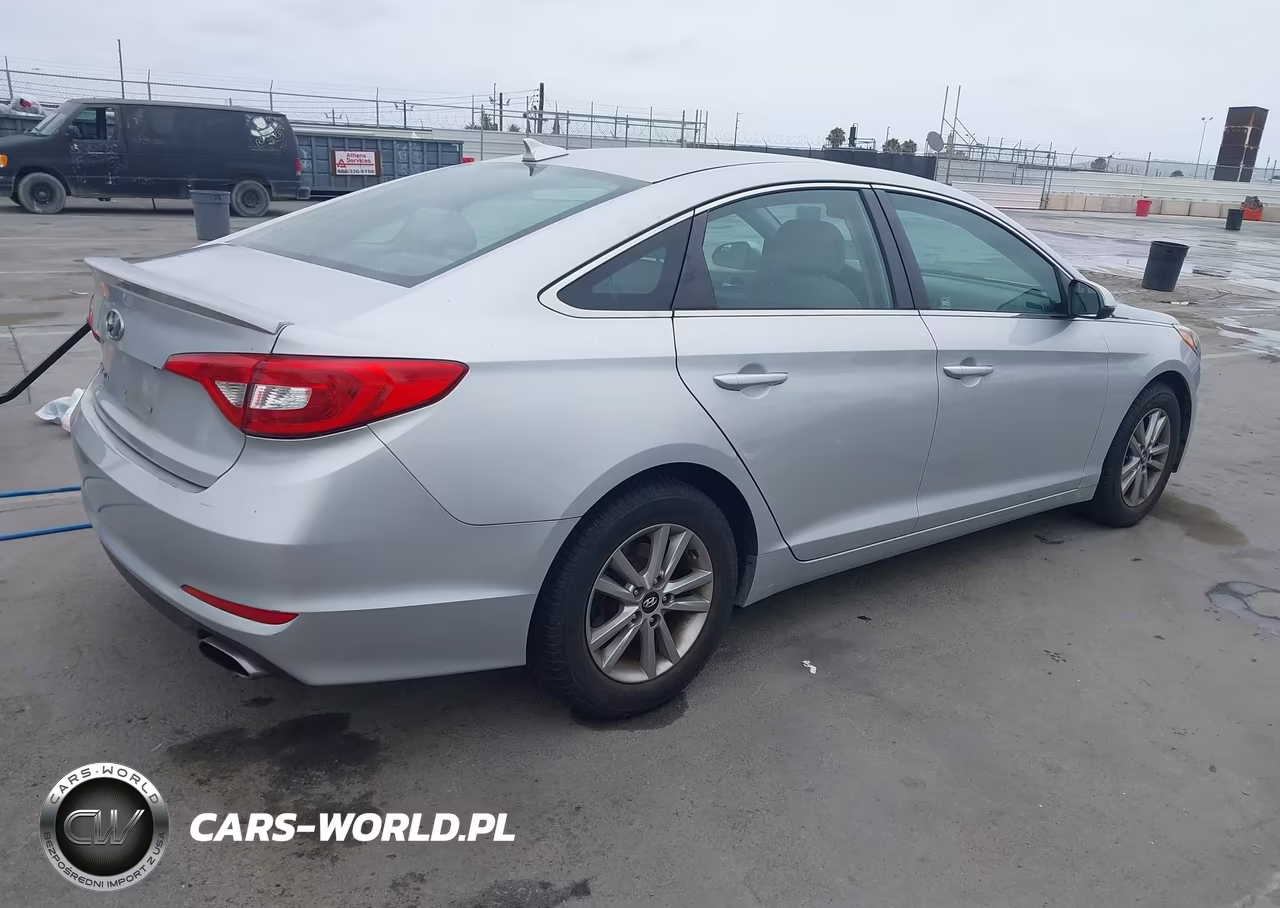 2015 Hyundai Sonata Se VIN:5NPE24AF9FH156043 - 4