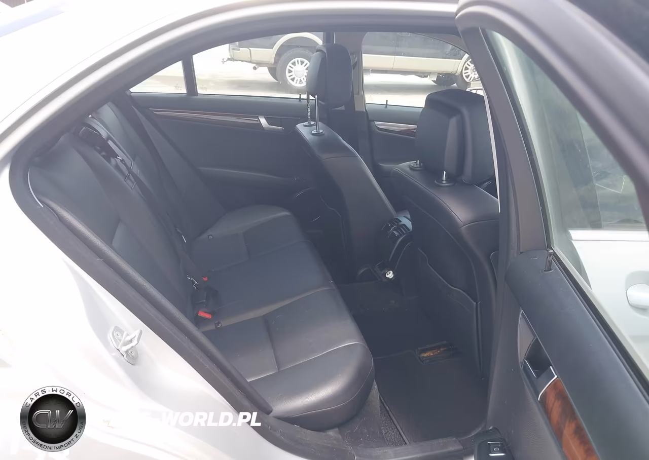 2012 Mercedes-Benz C 250 Luxury VIN:WDDGF4HB8CA597798 - 8