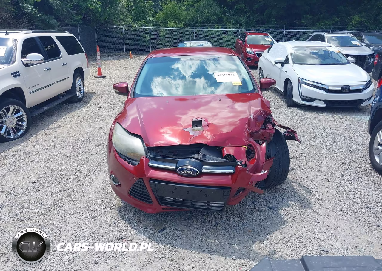 2014 Ford Focus Titanium VIN:1FADP3N27EL183725 - 12