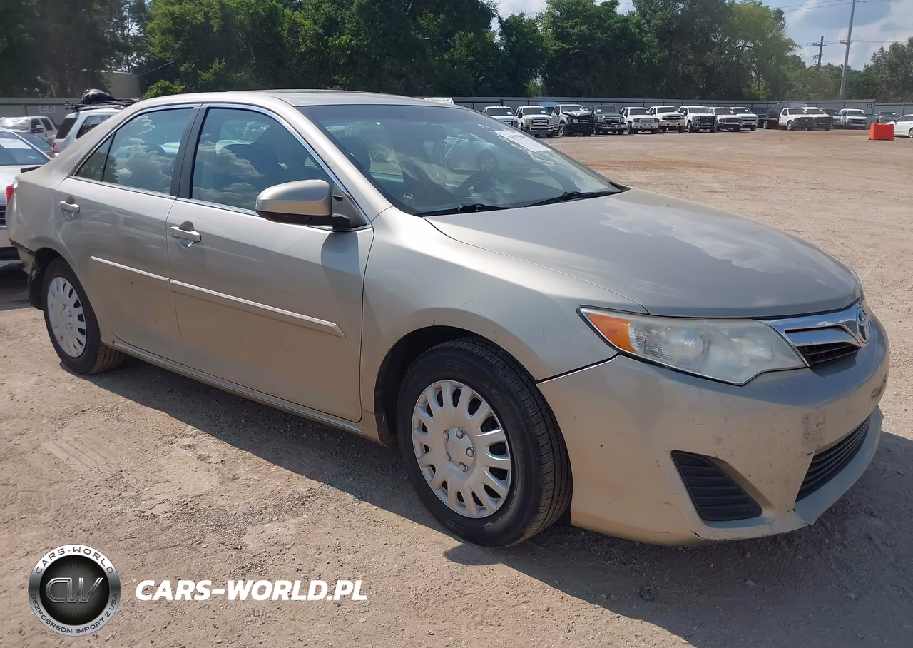 2014 Toyota Camry Le