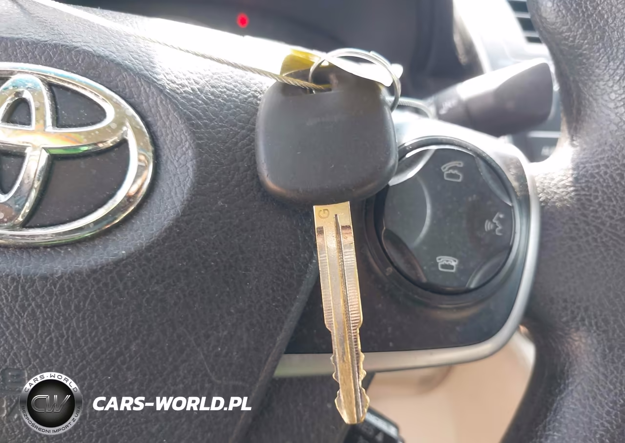 2014 Toyota Camry Le VIN:4T1BF1FK1EU459989 - 11