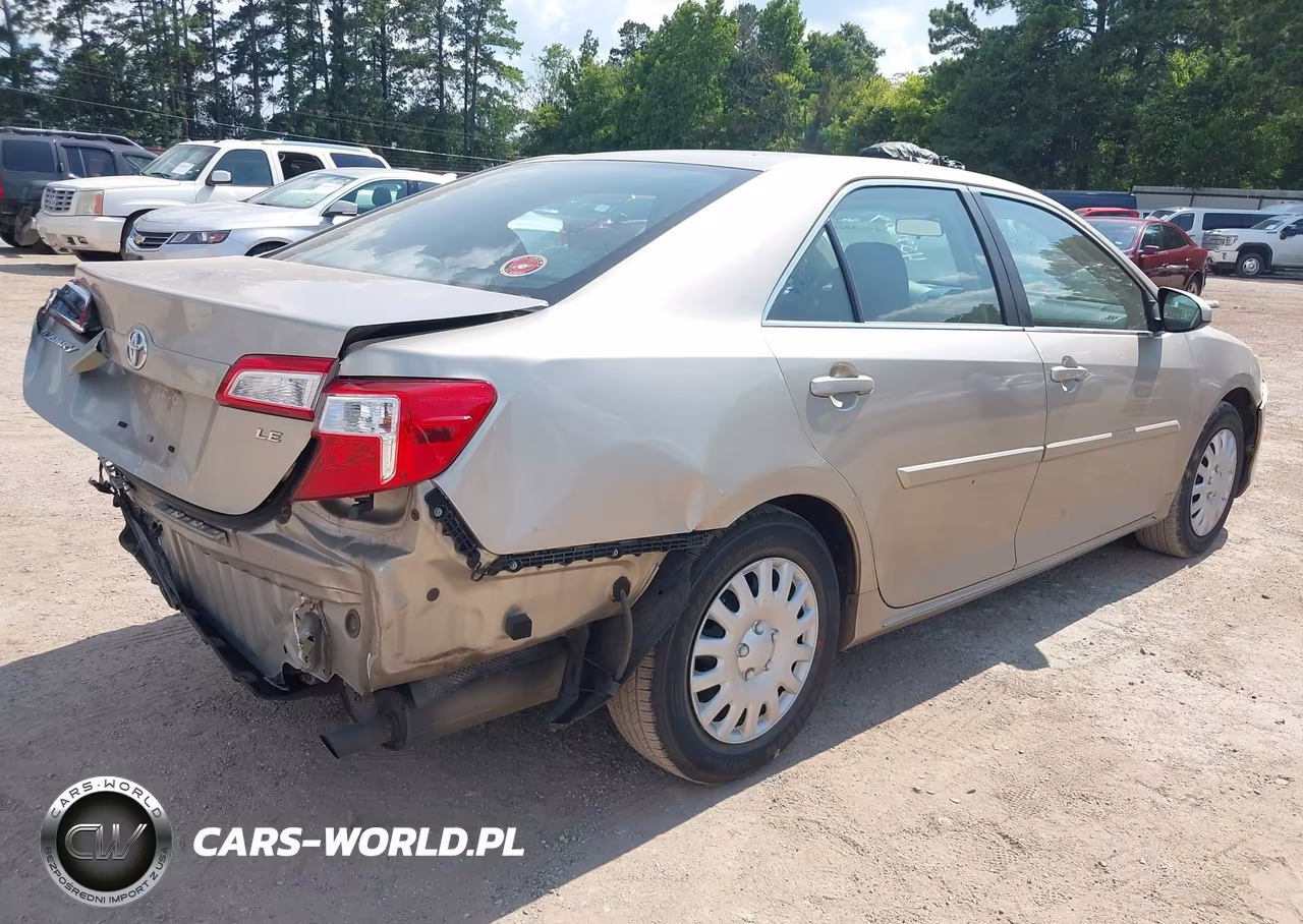 2014 Toyota Camry Le VIN:4T1BF1FK1EU459989 - 4