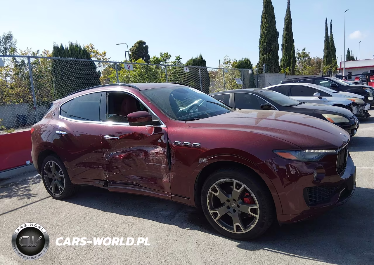 2017 Maserati Levante VIN:ZN661XUS8HX243200 - 13