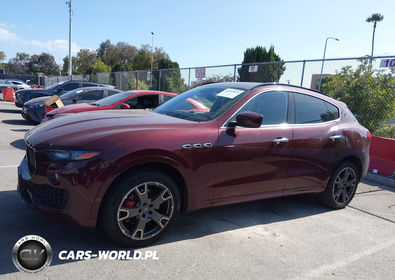 2017 Maserati Levante VIN:ZN661XUS8HX243200 - 14